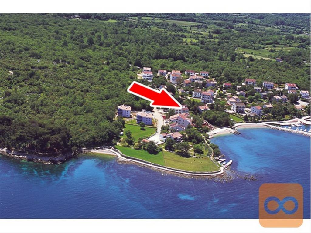 Maestral Apartments Malinska Bagian luar foto