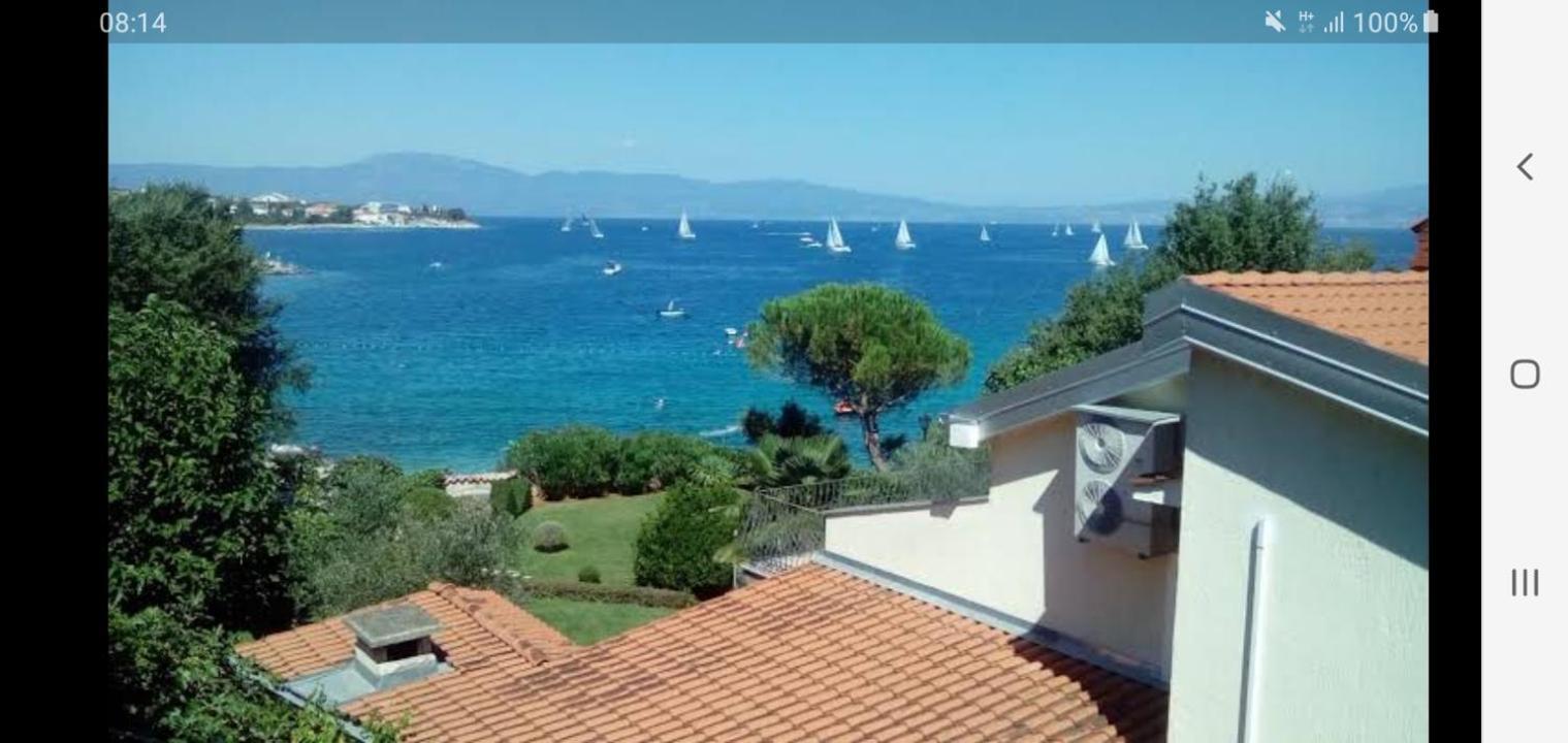 Maestral Apartments Malinska Bagian luar foto